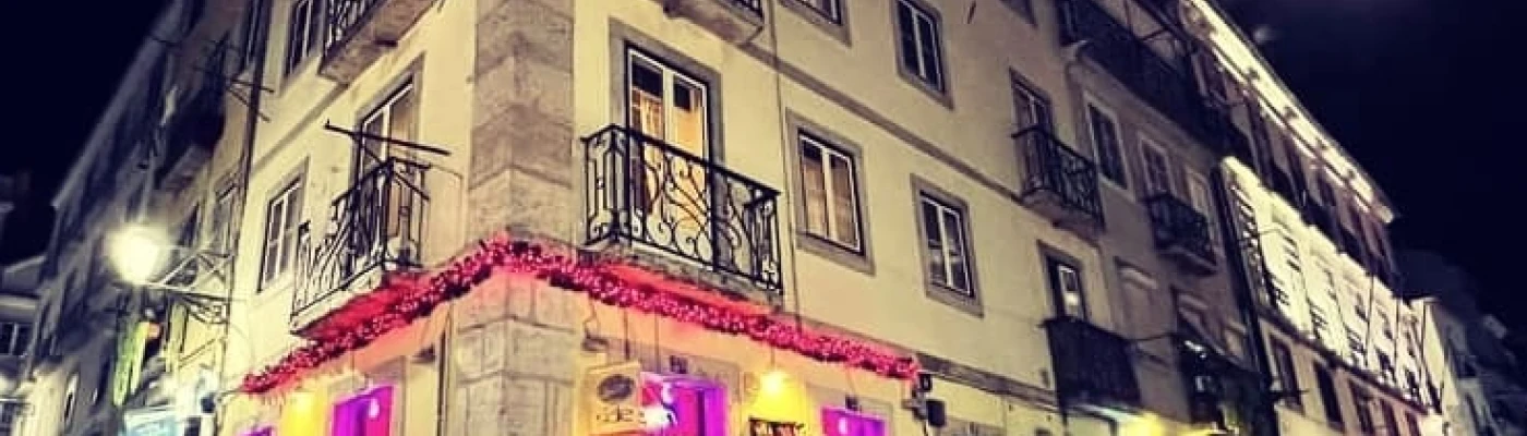 Side Bar — Bars & Clubs in Lisbon