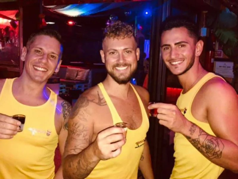 Coco Loco Bar — Bars & Clubs in Gran Canaria