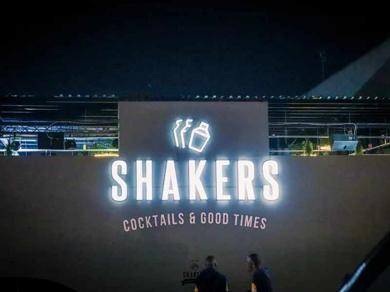 Shakers Cocktail Bar — Bars & Clubs in Johannesburg