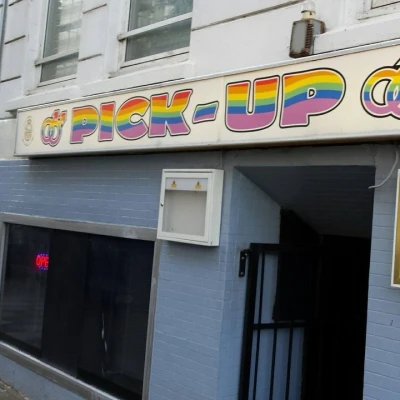 Pick Up Gay Bar logo
