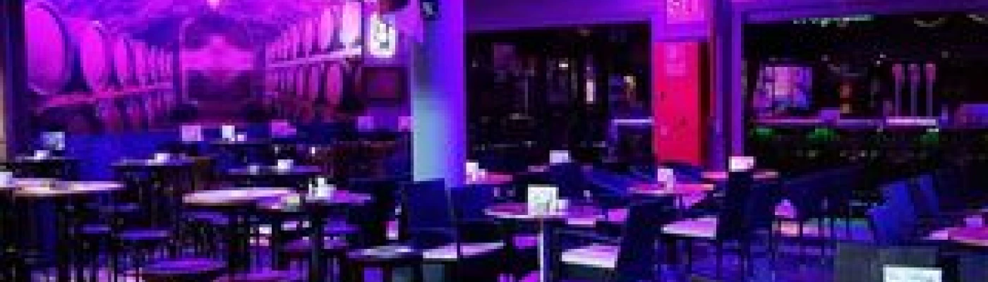 Hummel-Hummel — Bars & Clubs in Gran Canaria