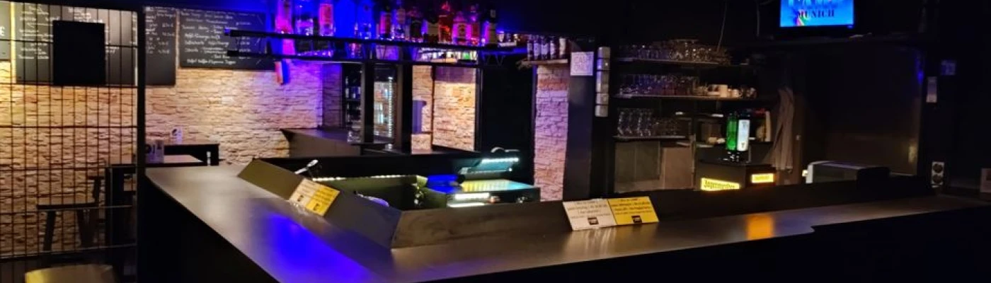 CAMP MUNICH — Cruise Bars in Munich