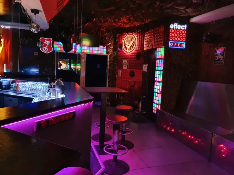 BULL Berlin — Cruise Bars in Berlin