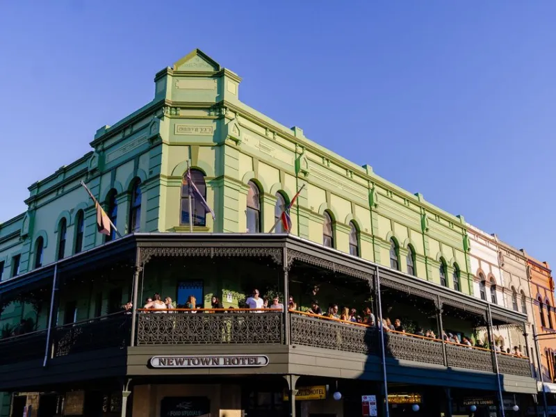 The Newtown Hotel — Bars & Clubs in Sydney