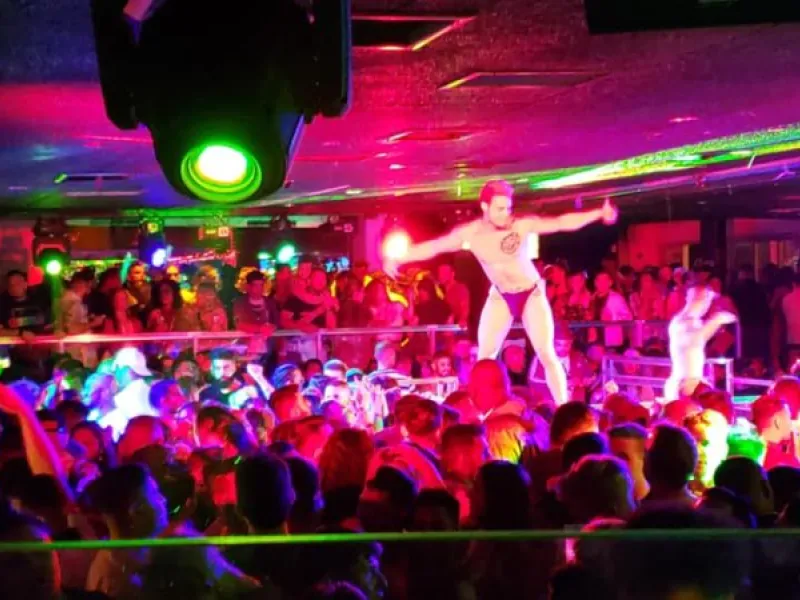 The Cafe — Bars & Clubs in San Francisco