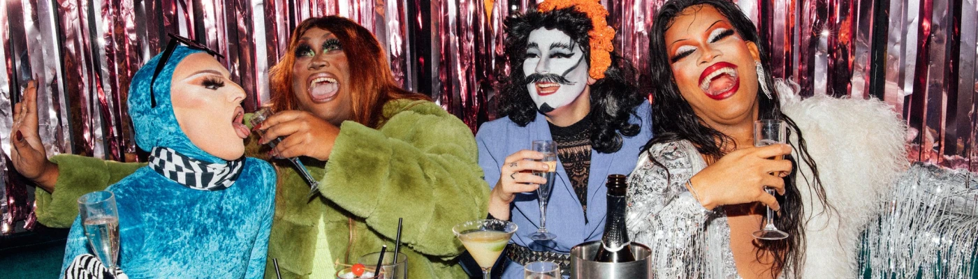 The Karaoke Hole — Bars & Clubs in London