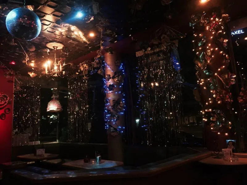 The New Oldtimer — Bars & Clubs in Berlin