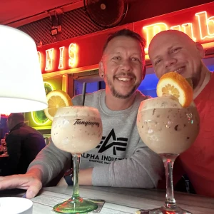 Adonis Bar