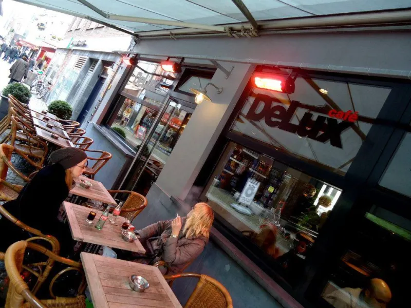 Café DeLux — Restaurants & Cafés in Antwerp