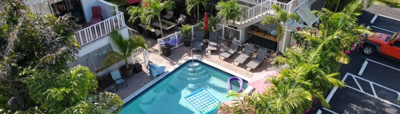 The Big Coconut Guesthouse — Hotels in Fort Lauderdale