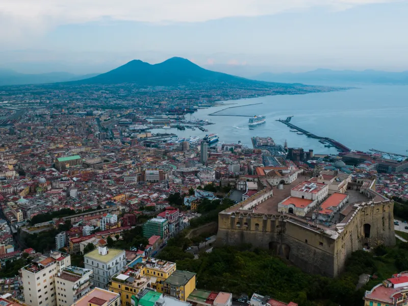 Gay Naples — city guide