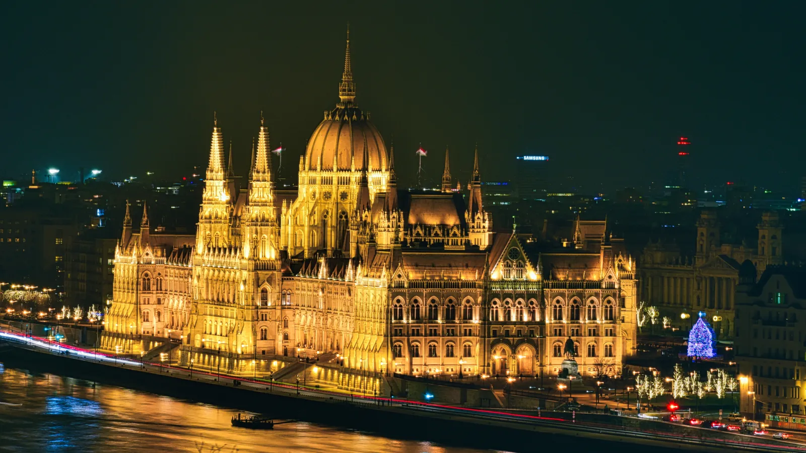 Gay Saunas in Budapest — cover photo