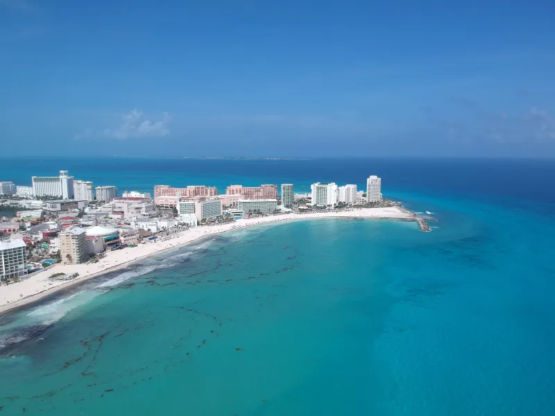 Gay Cancun — city guide