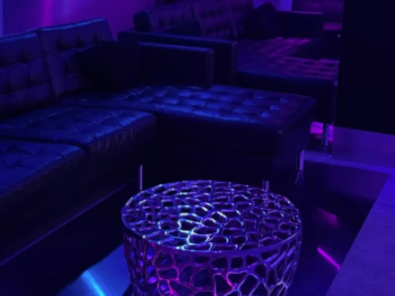 Club Deluxe — Cruise Bars in Gothenburg