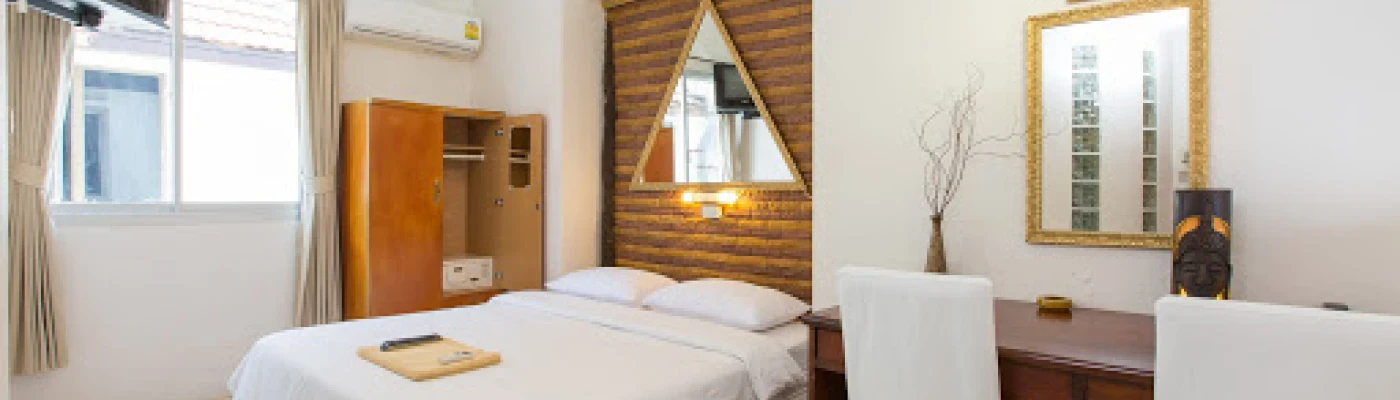 Connect Guesthouse Patong beach — Hotels in Phuket