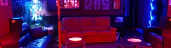 Cover image for 'El Sofa': Erotic Bar and Sex Cinema