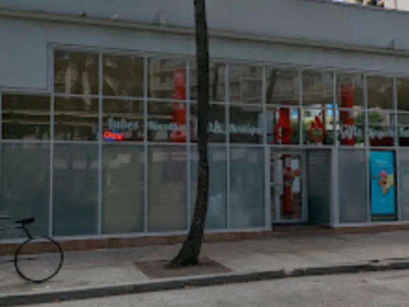 Suzies Adult Superstore - Kaʻiulani Ave — Shopping in Honolulu