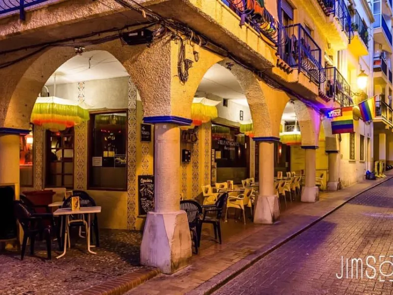 Bar El Papagayo — Bars & Clubs in Benidorm