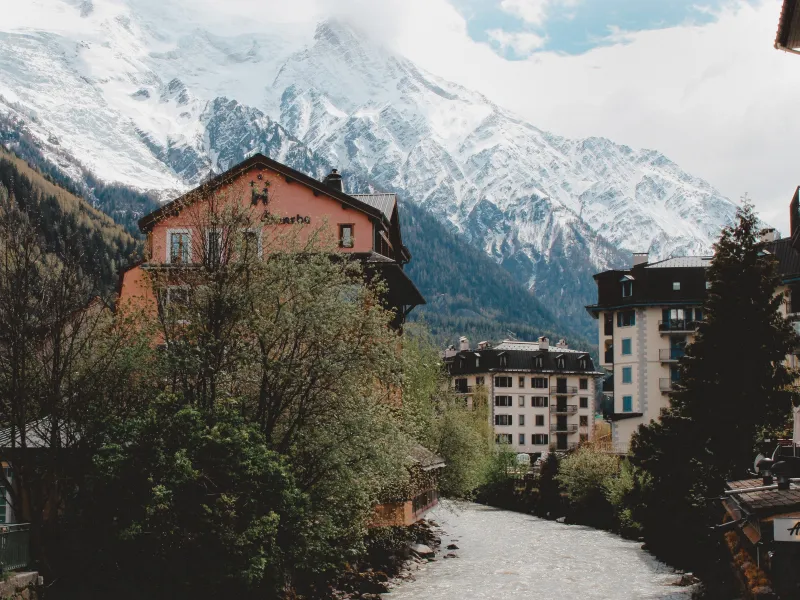 Gay Chamonix — city guide