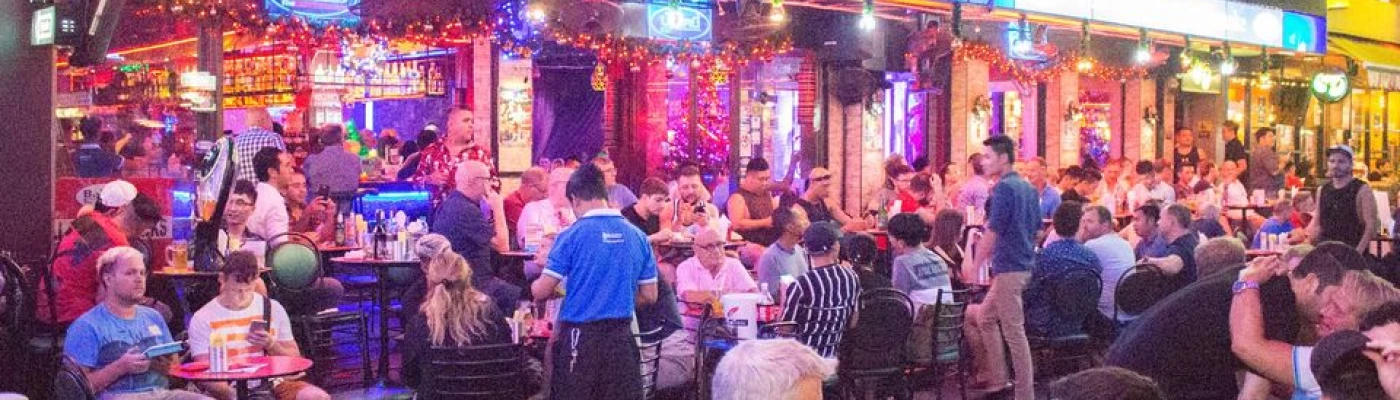 Balcony Pub Bar — Bars & Clubs in Bangkok