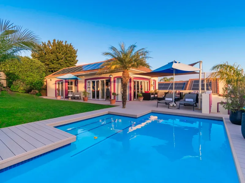 Pink Rose Guesthouse & Spa | for men — Hotels in Cape Town