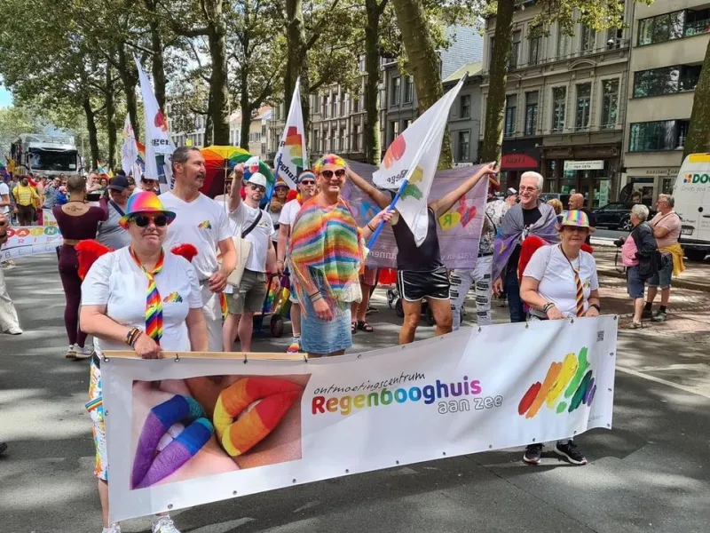 Regenbooghuis aan zee — Organizations in Bruges