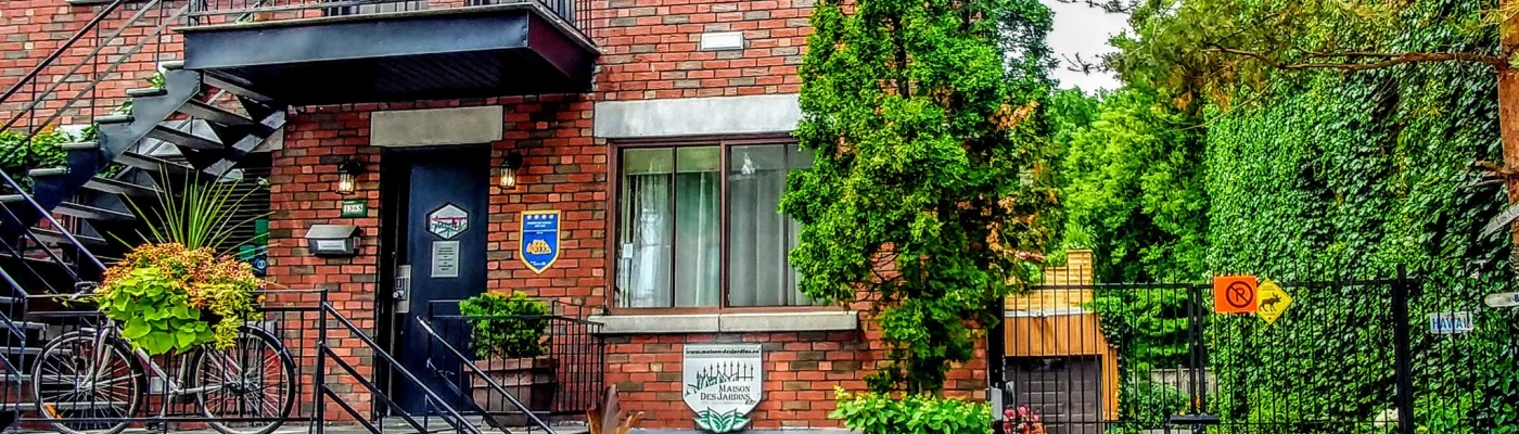 Maison Des Jardins — Hotels in Montreal
