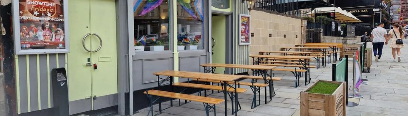 Planet Bar & Kitchen — Bars & Clubs in Edinburgh