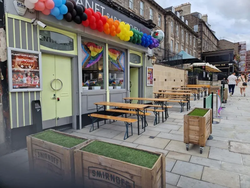 Planet Bar & Kitchen — Bars & Clubs in Edinburgh