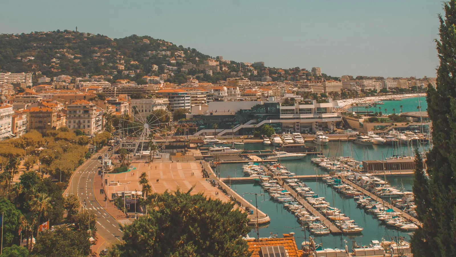 Gay Saunas in Cannes — cover photo