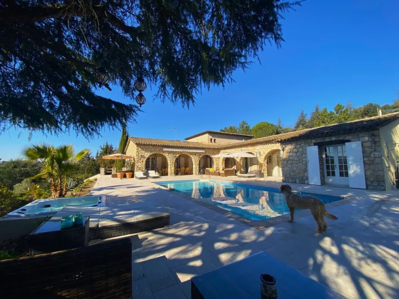 La Connexion, Gay Men Only — Hotels in Cannes