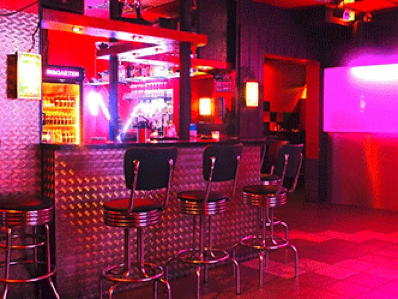 FGS GmbH - Irrgarten Pornokino & Bar (Gay-Hetero) 365 Tage für EUCH da! — Cruise Bars in Hannover