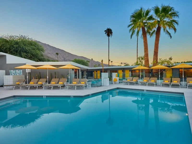 Twin Palms Resort - A Gay Men's Resort — Hotels in Palm Springs