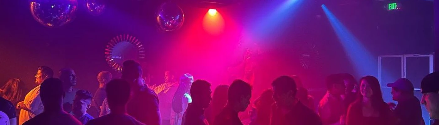 Chill Bar — Bars & Clubs in Palm Springs