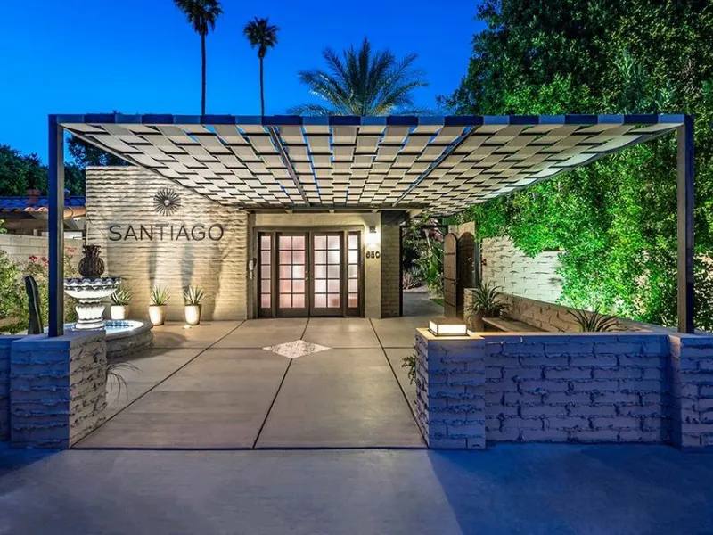 Santiago Resort — Hotels in Palm Springs
