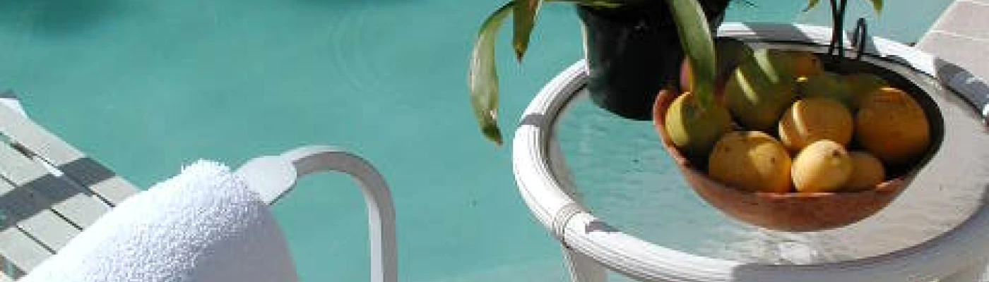Manor Inn — Hotels in Fort Lauderdale