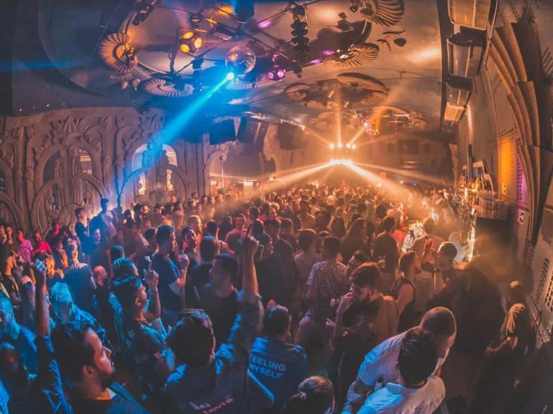 Club Yacht — Bars & Clubs in São Paulo