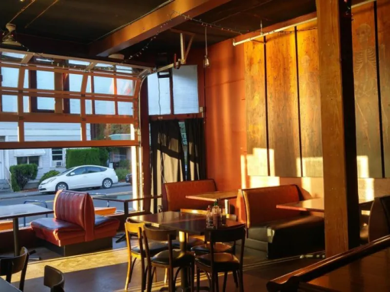 Bare Bones Cafe & Bar — Restaurants & Cafés in Portland