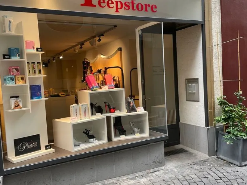 Marty’s Peepstore — Shopping in Basel