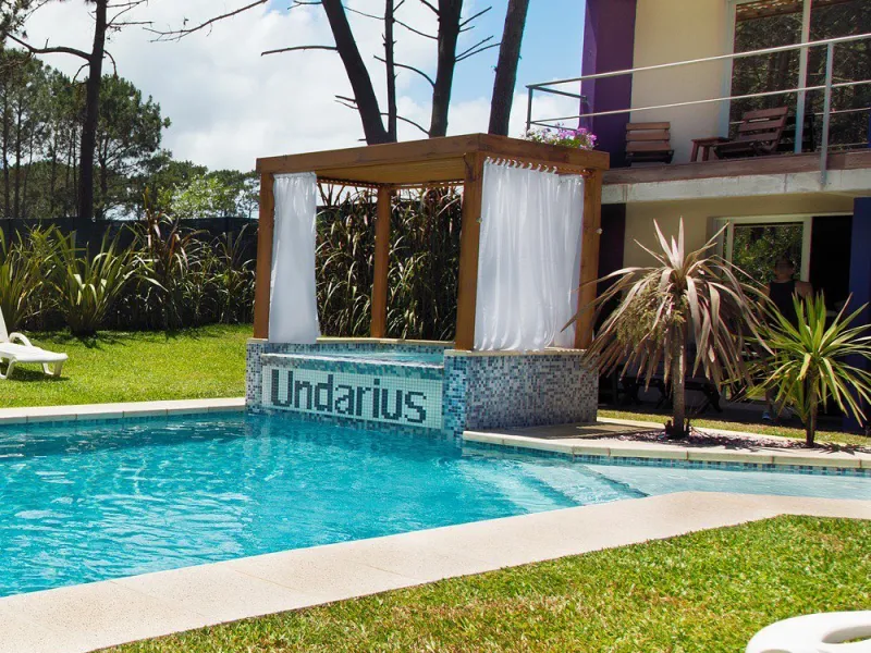 Undarius Hotel exclusively gay men — Hotels in Montevideo