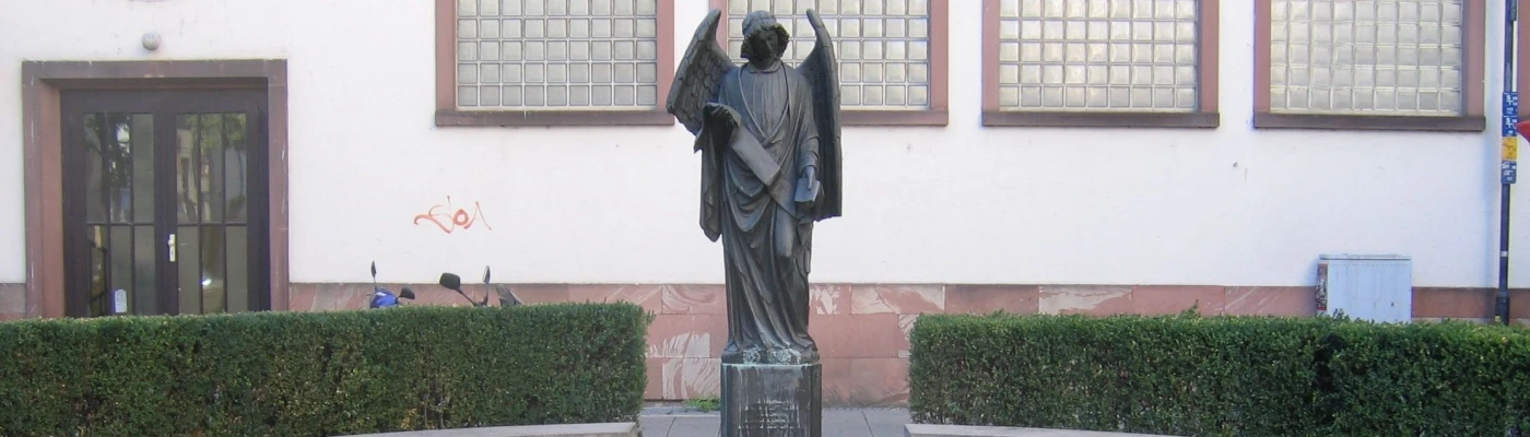 Frankfurter Engel — Things to do in Frankfurt