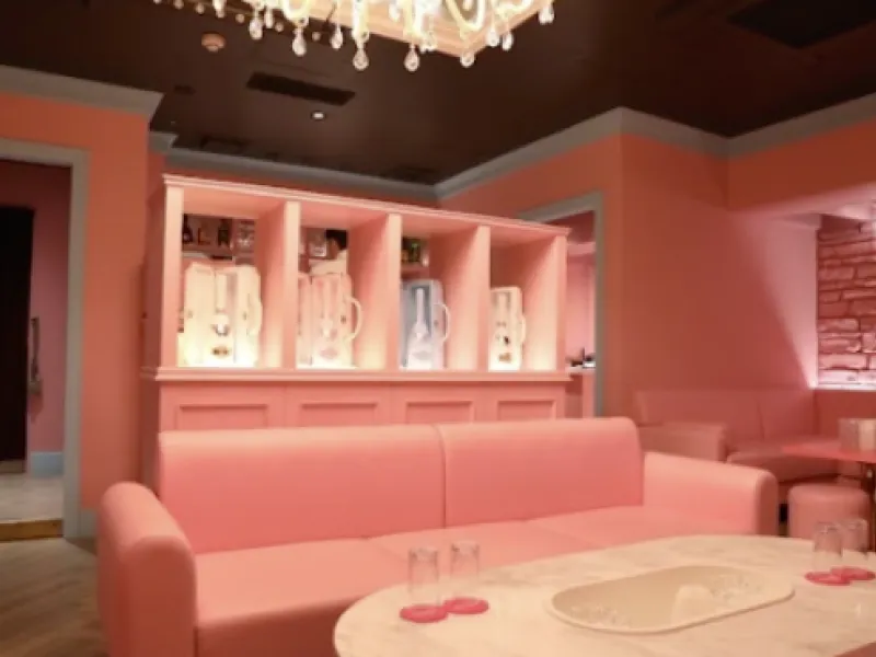 Mixclub Queen Roppongi — Bars & Clubs in Tokyo