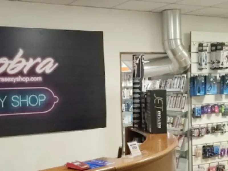 Cobra sexy shop — Shopping in Rome