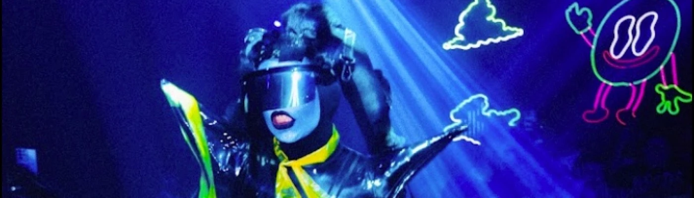 Estereo — Parties in Mexico City