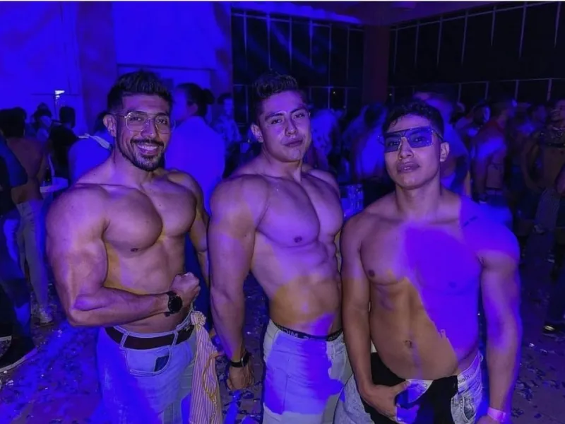 Eros Uio — Bars & Clubs in Quito