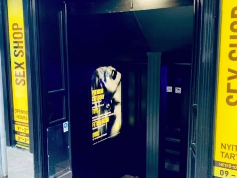 ErotikCenter 1137 Szent István Krt.18 (Hegedűs Gyula 1) — Shopping in Budapest