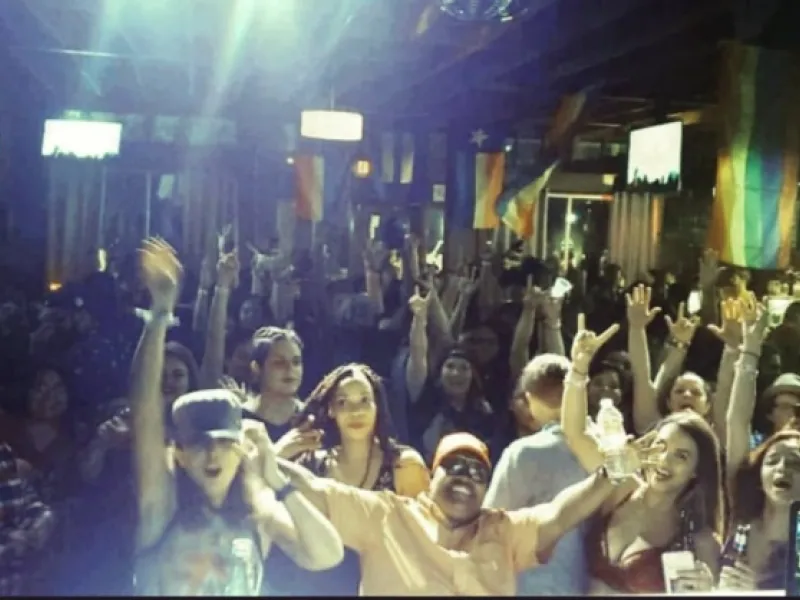 Pearl Bar — Bars & Clubs in Houston