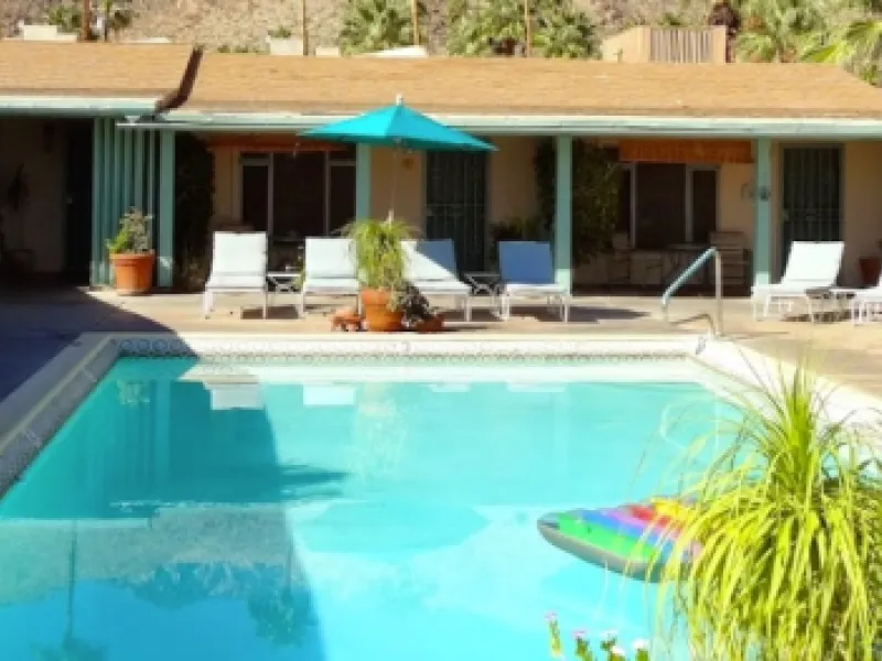 Queen of Hearts Resort — Hotels in Palm Springs