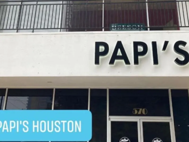 Papi's — Bars & Clubs in Houston