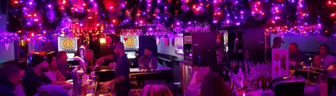 The Closet — Bars & Clubs in Chicago